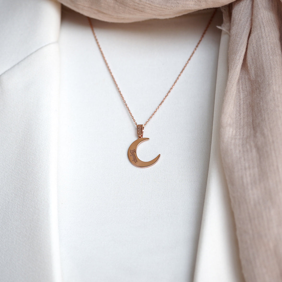 Custom Name Necklace with Crescent - WAMT062