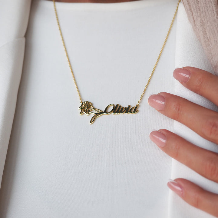 Silver Personalized Name & Birth Flower Necklace - WAMT032