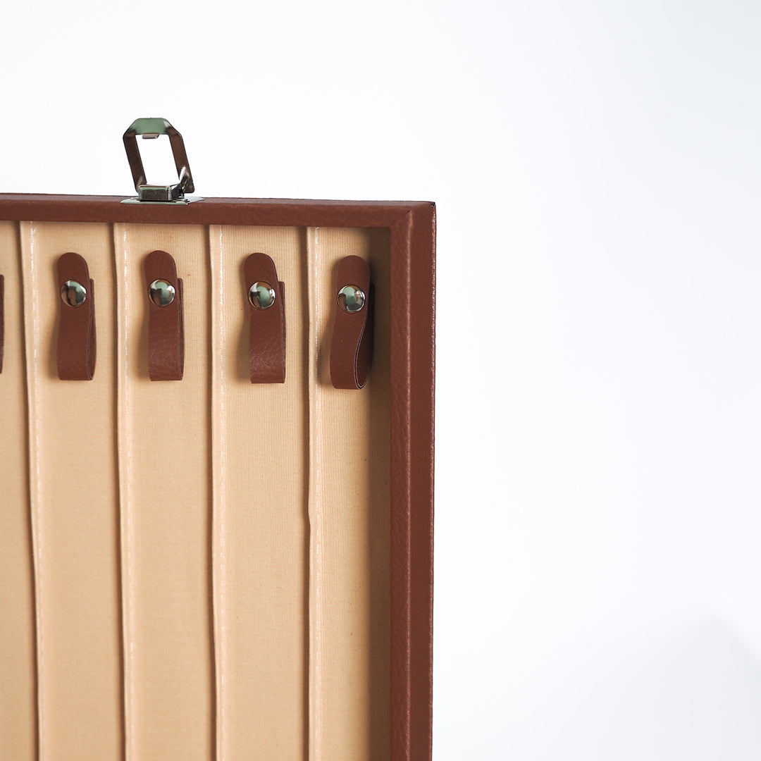 Exclusive Leather-Covered Wooden Tasbeeh Case (For up to 31 Tasbeehs) – WATD380
