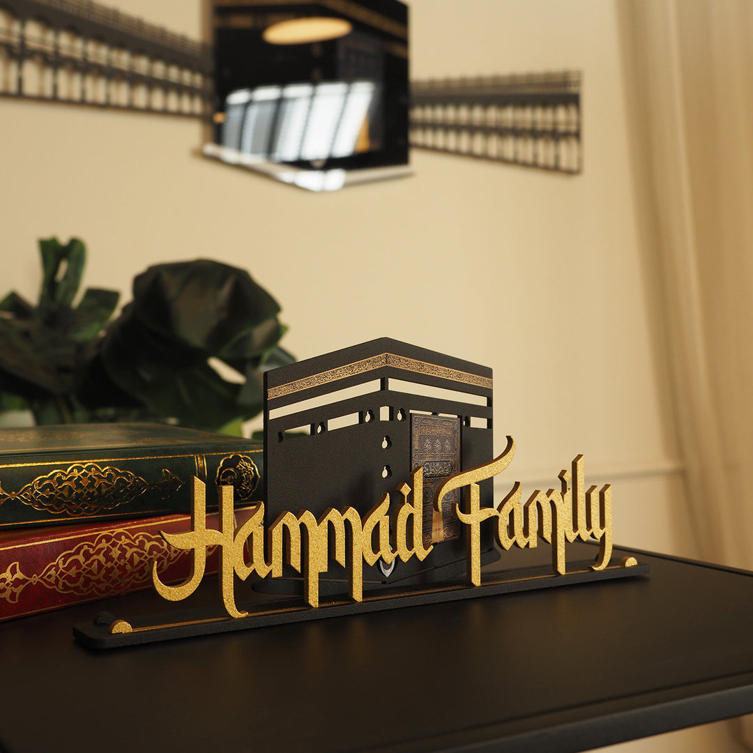 Personalisierte islamische Tischdekoration aus Metall mit Kaaba-Silhouette – WAMH140