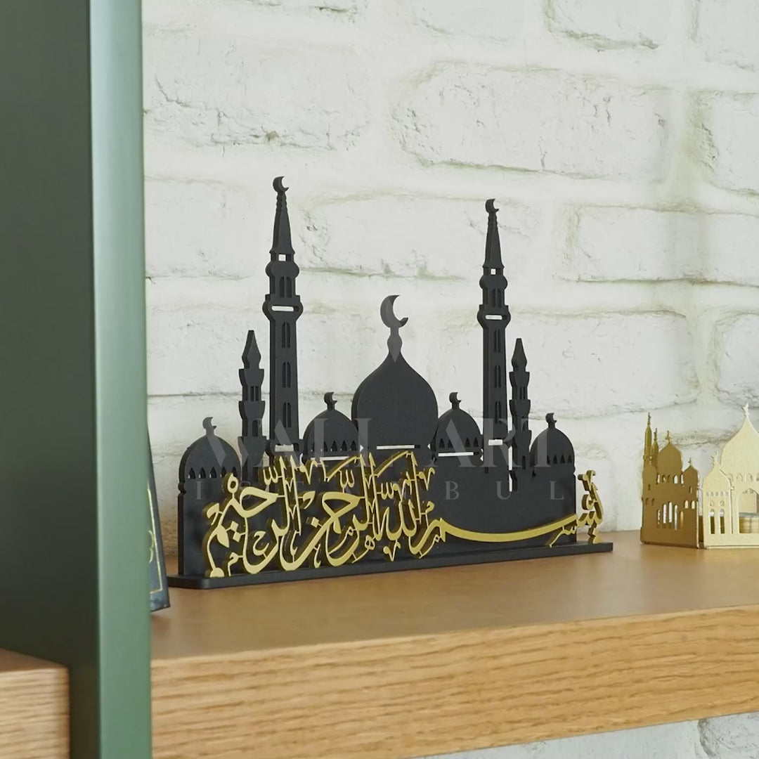 Islamische Tischdekoration aus Metall mit Bismillah-Schriftzug und Moschee-Silhouette – WAMH139