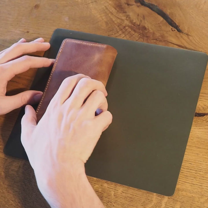 Leather Wallet Case - WAMD002