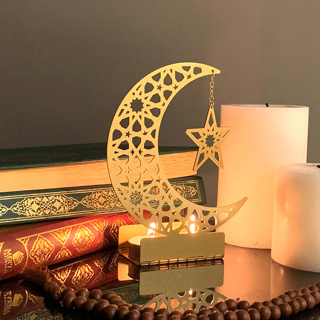 https://www.wallartistanbul.co/cdn/shop/products/Islamic-Metal-Candle-Holder-Islamic-Decor-Gold.jpg?v=1649248577&width=1080